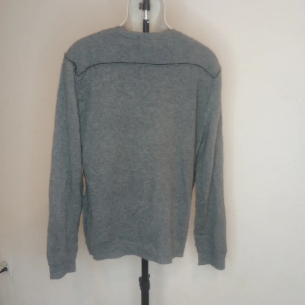 Public Opinion Gray and Black Houndstooth 100% Cashmere  Men SweaterZs XL